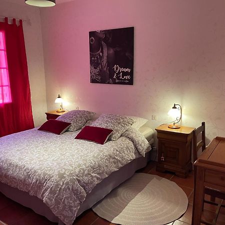 Bed and Breakfast La Belle Chaumiere Bretagne-de-Marsan Zewnętrze zdjęcie